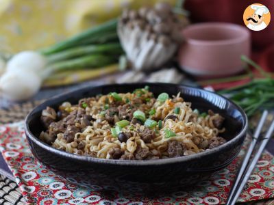 Come si cucinano i noodles istantanei? La ricetta veloce con manzo e funghi! - foto 3