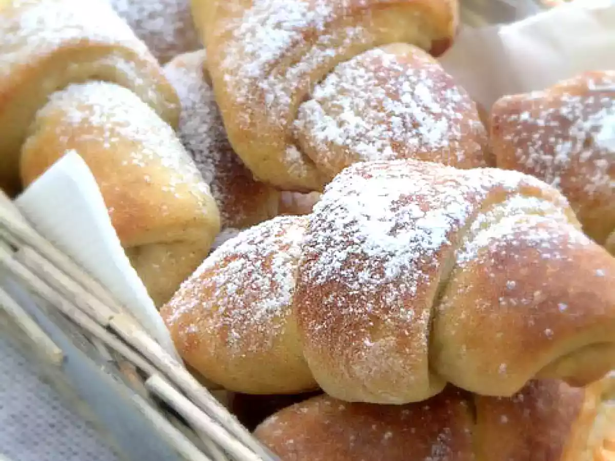 Cornetti integrali al miele con lievito naturale - foto 2
