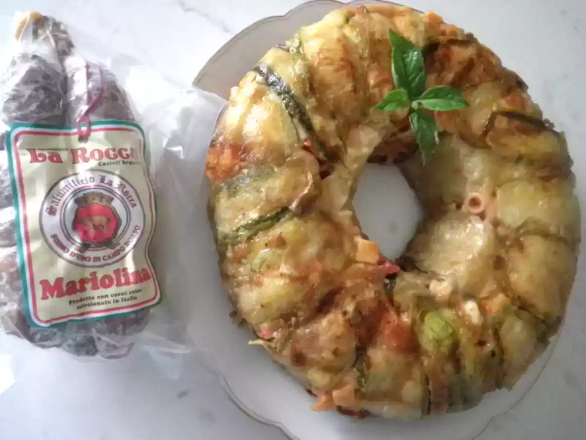 Corona di zucchine con tubetti al forno - foto 2