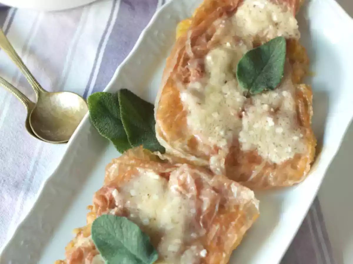 Cotoletta alla bolognese o petroniana