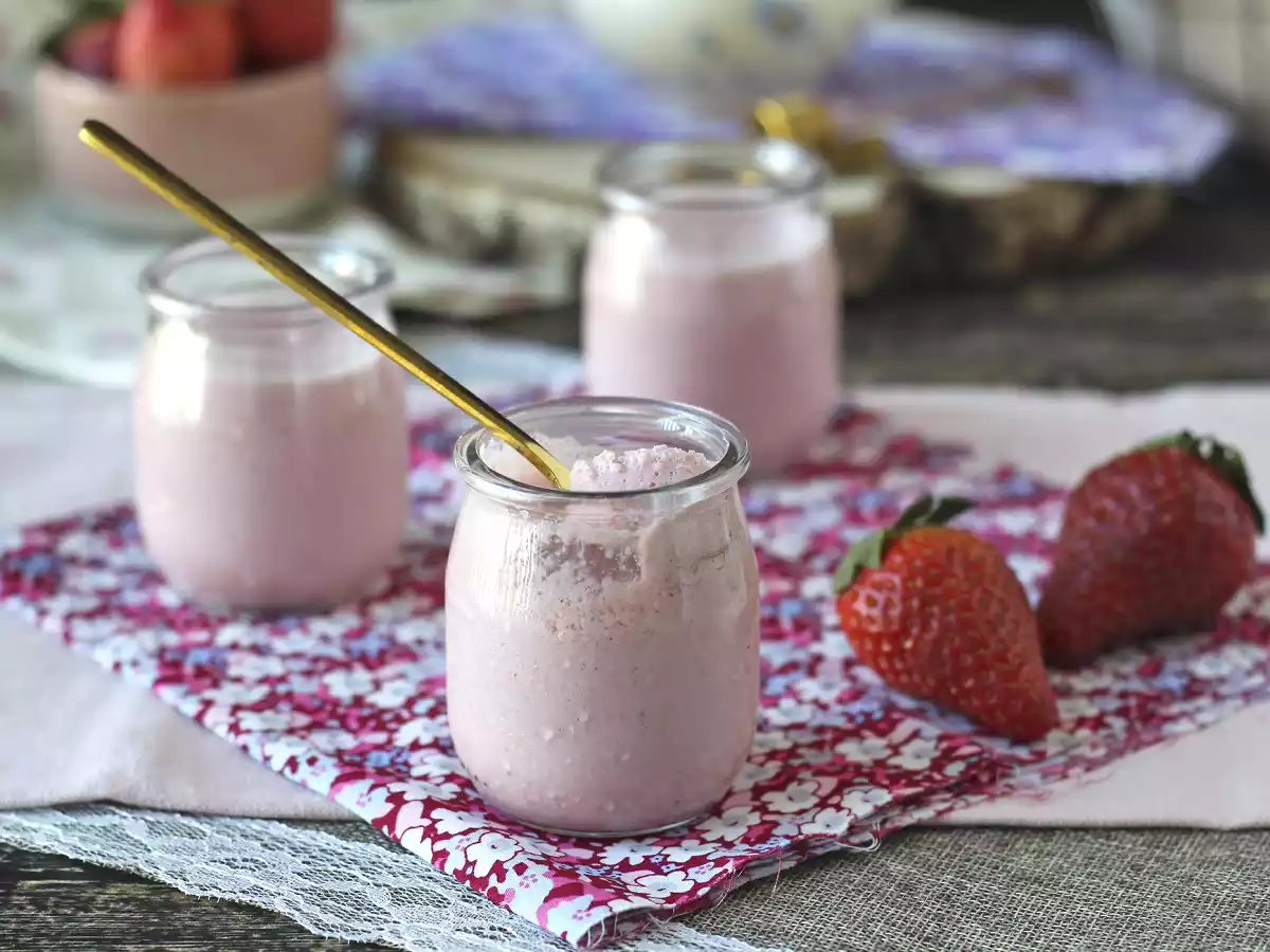 Cremoso alla fragola: il dessert proteico che ti conquisterà senza sensi di colpa! - foto 5
