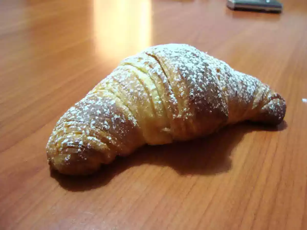 Croissant con LIEVITO MADRE - foto 2