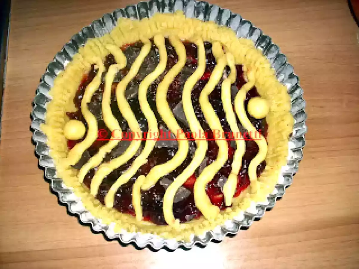 Crostata con amarene e cioccolato fondente - foto 2