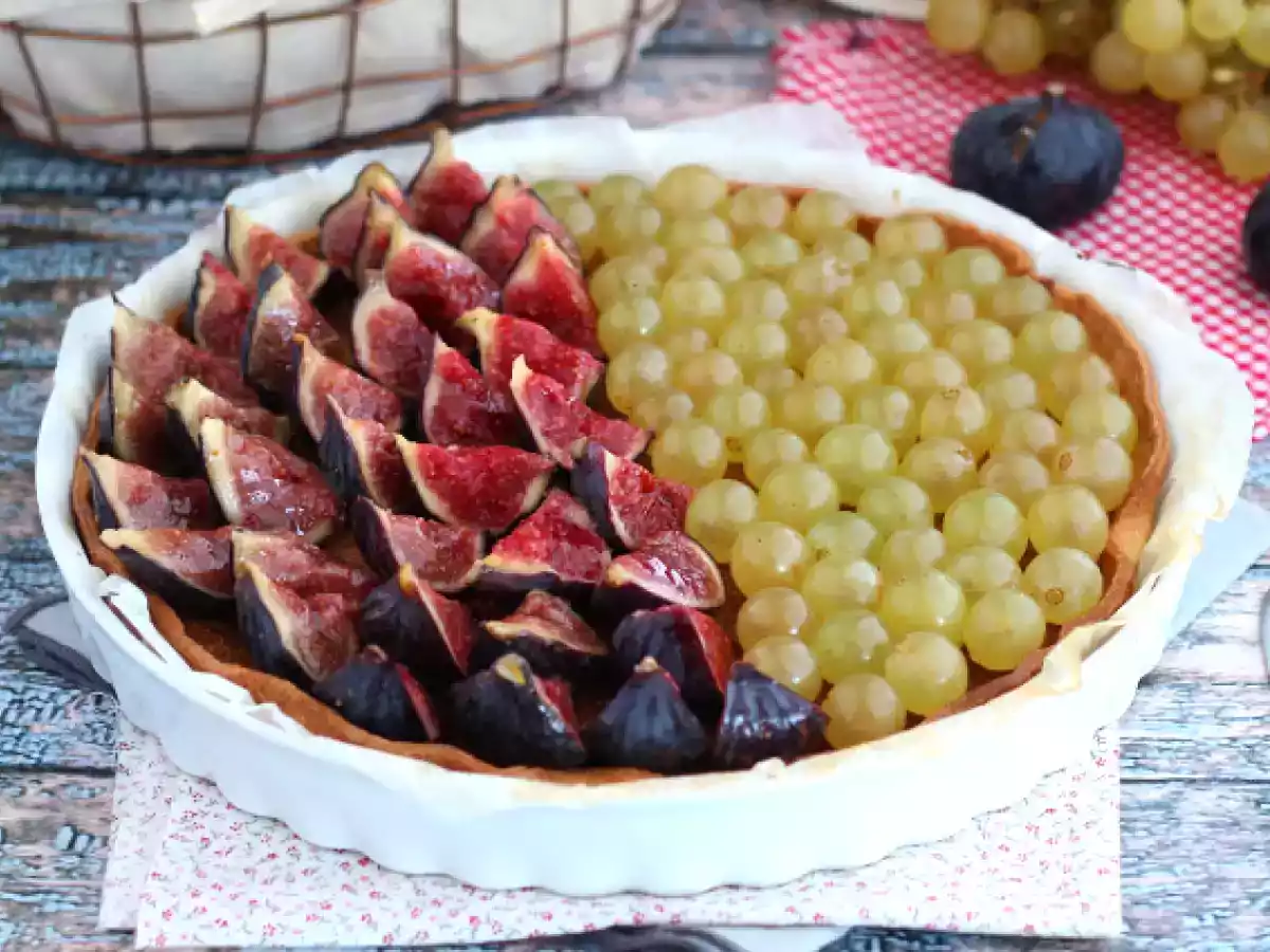 Crostata con uva e fichi - foto 3