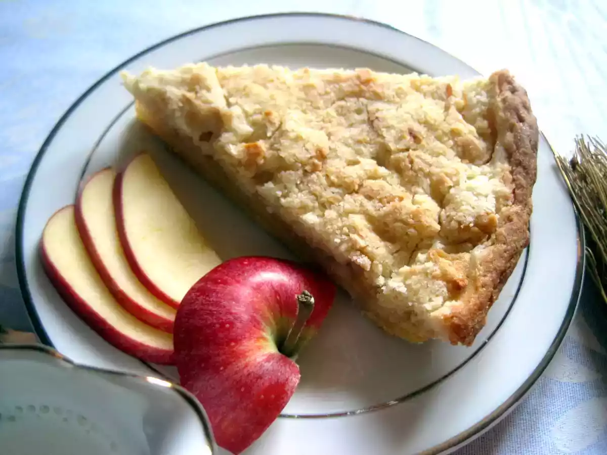 Crostata di mele con crumble di mandorle - foto 8