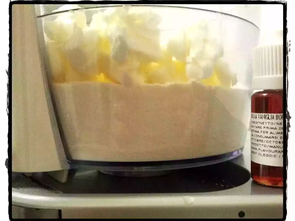 Crostata Fragole e Ricotta con profumo di viola - foto 2