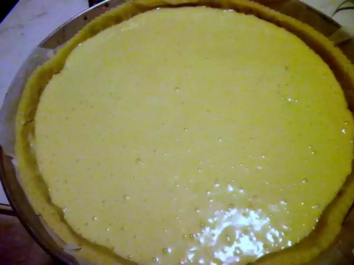 CrosTorta con pesche e crema pasticcera alla panna - foto 6