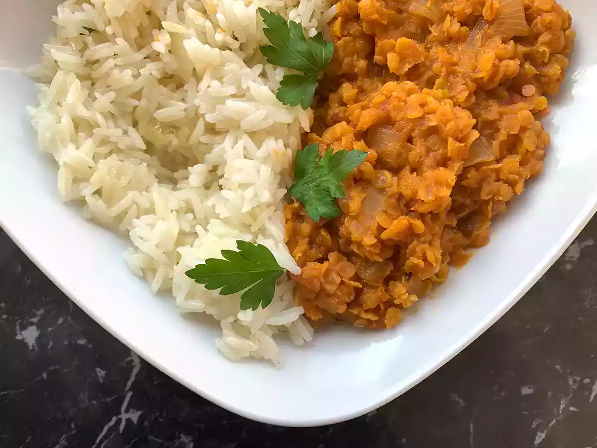 Dahl di lenticchie corallo