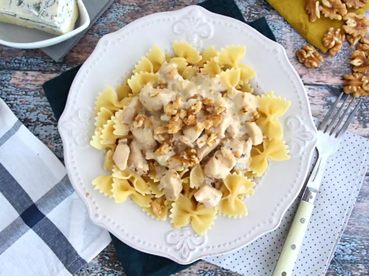 Farfalle con pollo e crema al gorgonzola - foto 2