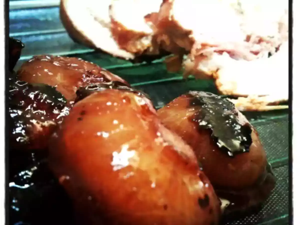 FESA DI TACCHINO ARROSTO CON SALSA AGRODOLCE DI CILIEGIE E CIPOLLINE - foto 2