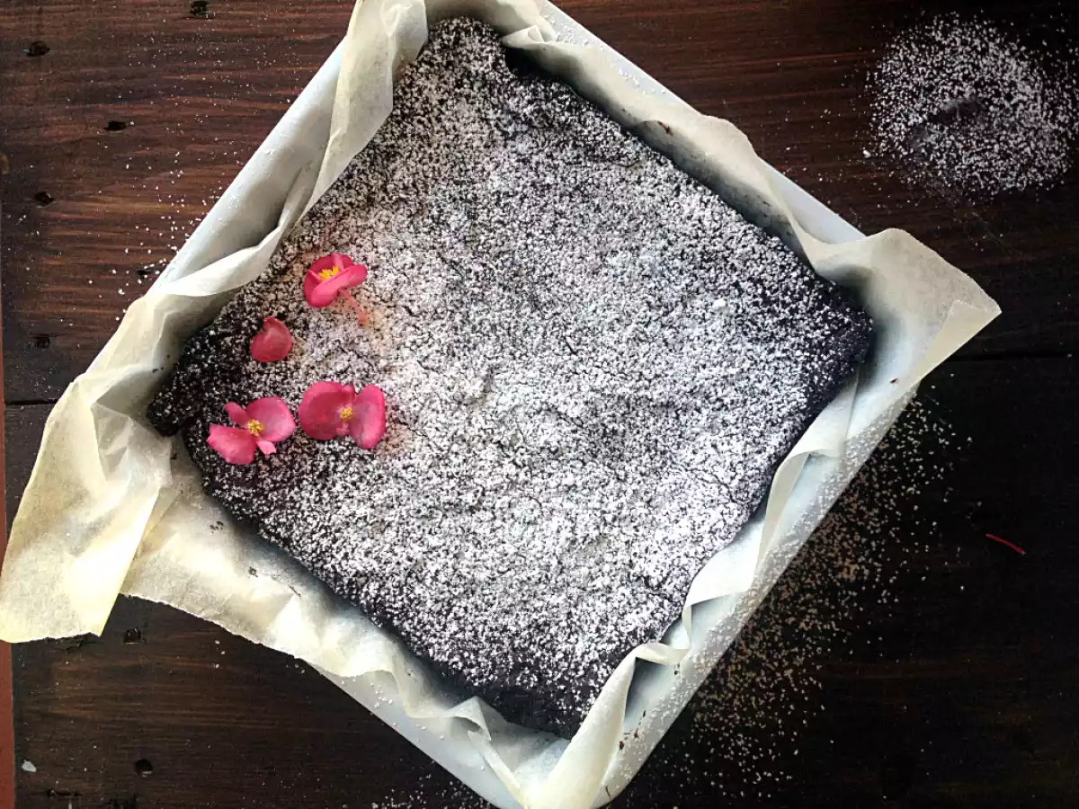 Fondente al cioccolato senza farina, senza uova e senza burro