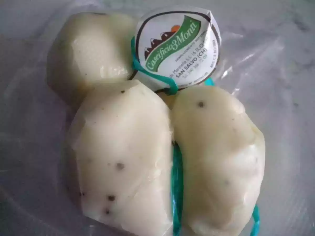 Frittata di asparagi e Scamorza al Tartufo del Caseificio 3 Monti - foto 2