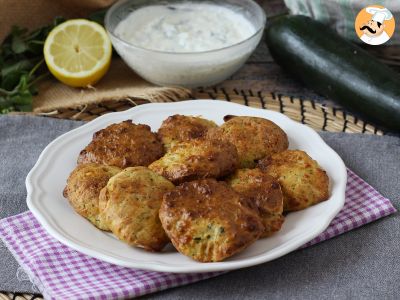 Frittelle di zucchine e feta in friggitrice ad aria - foto 4