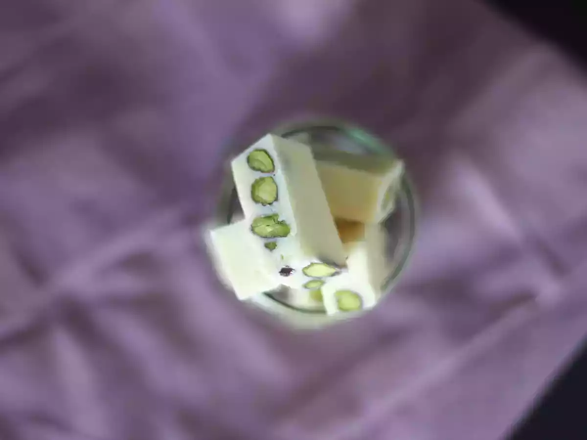 Fudge al cioccolato bianco e pistacchi