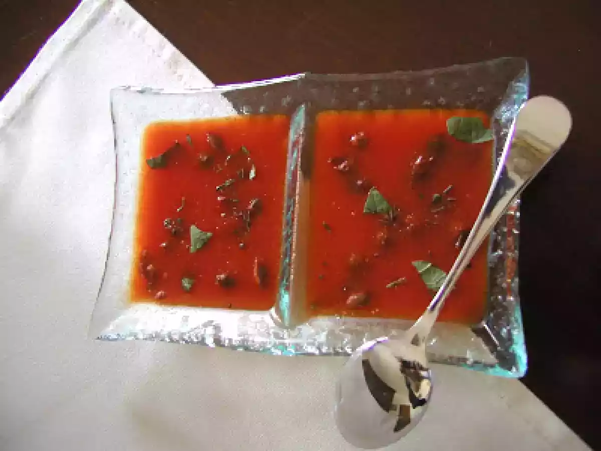 Gelatina di peperone rosso con capperi di Pantelleria ed olive taggiasche - foto 2