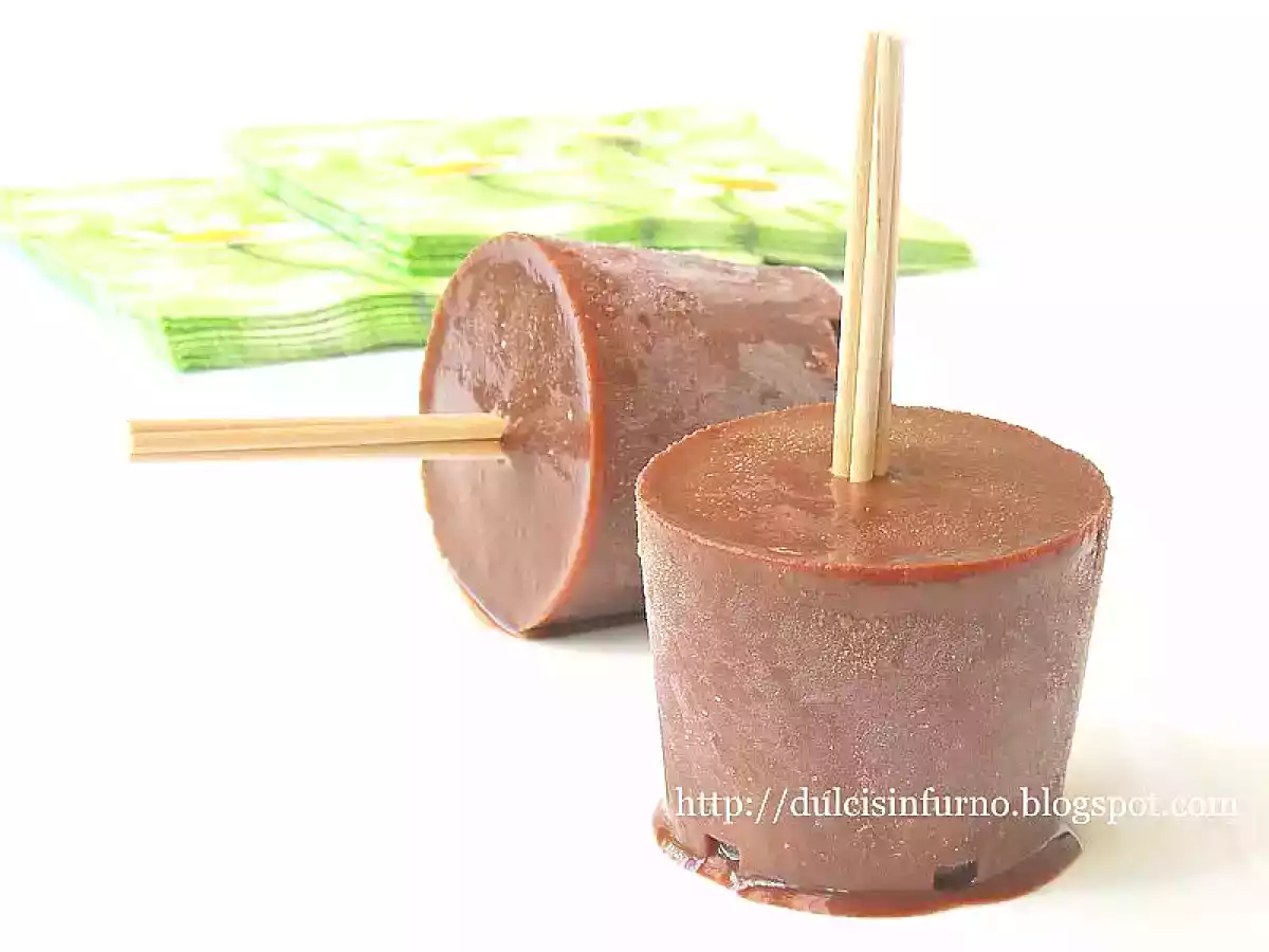 Ghiaccioli al Cacao con Banana e Succo di Frutta