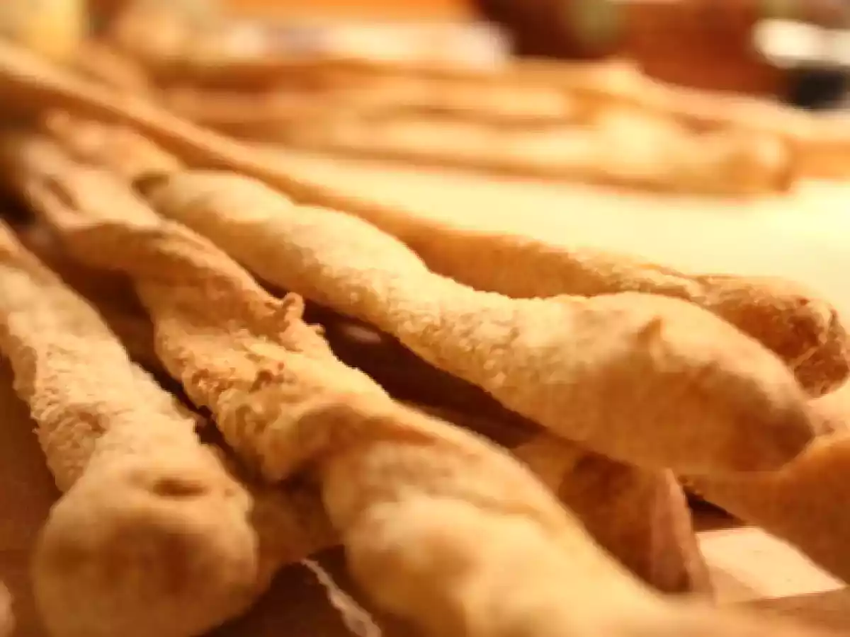 Grissini di farro stirati a mano'anzi manine