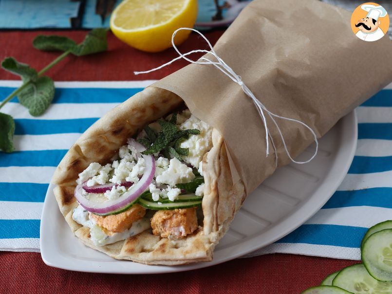 Gyros al salmone, il panino di pesce perfetto per l'estate! - foto 5