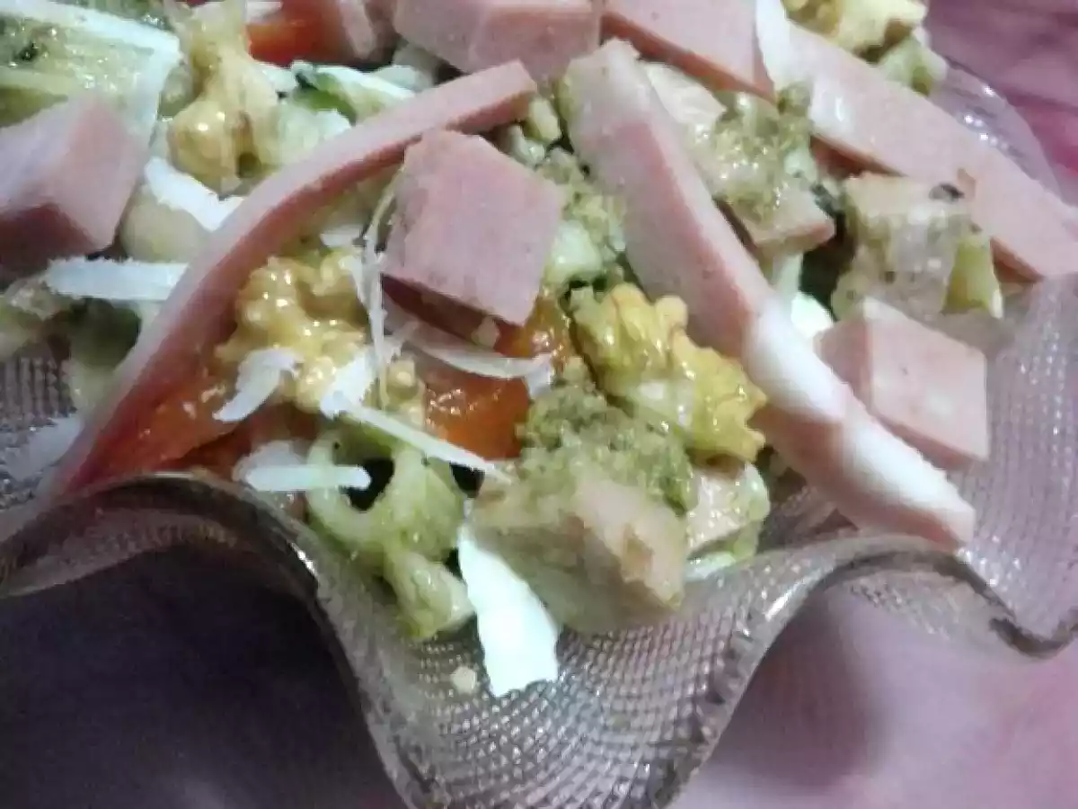 Insalata di pasta fredda con verdure e Chiara Mortadella Bologna IGP - foto 4