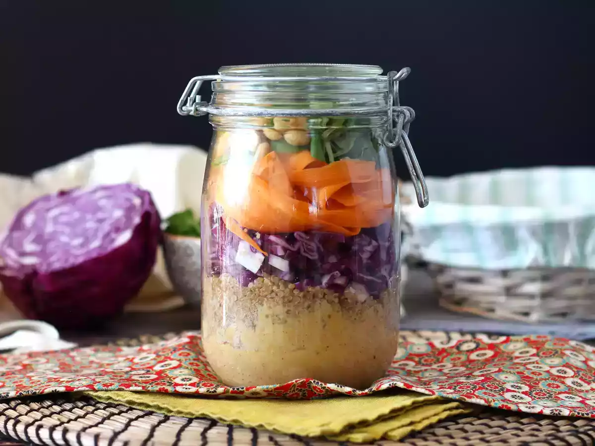Insalata in barattolo: la nostra versione vegetariana e facile da preparare - foto 3