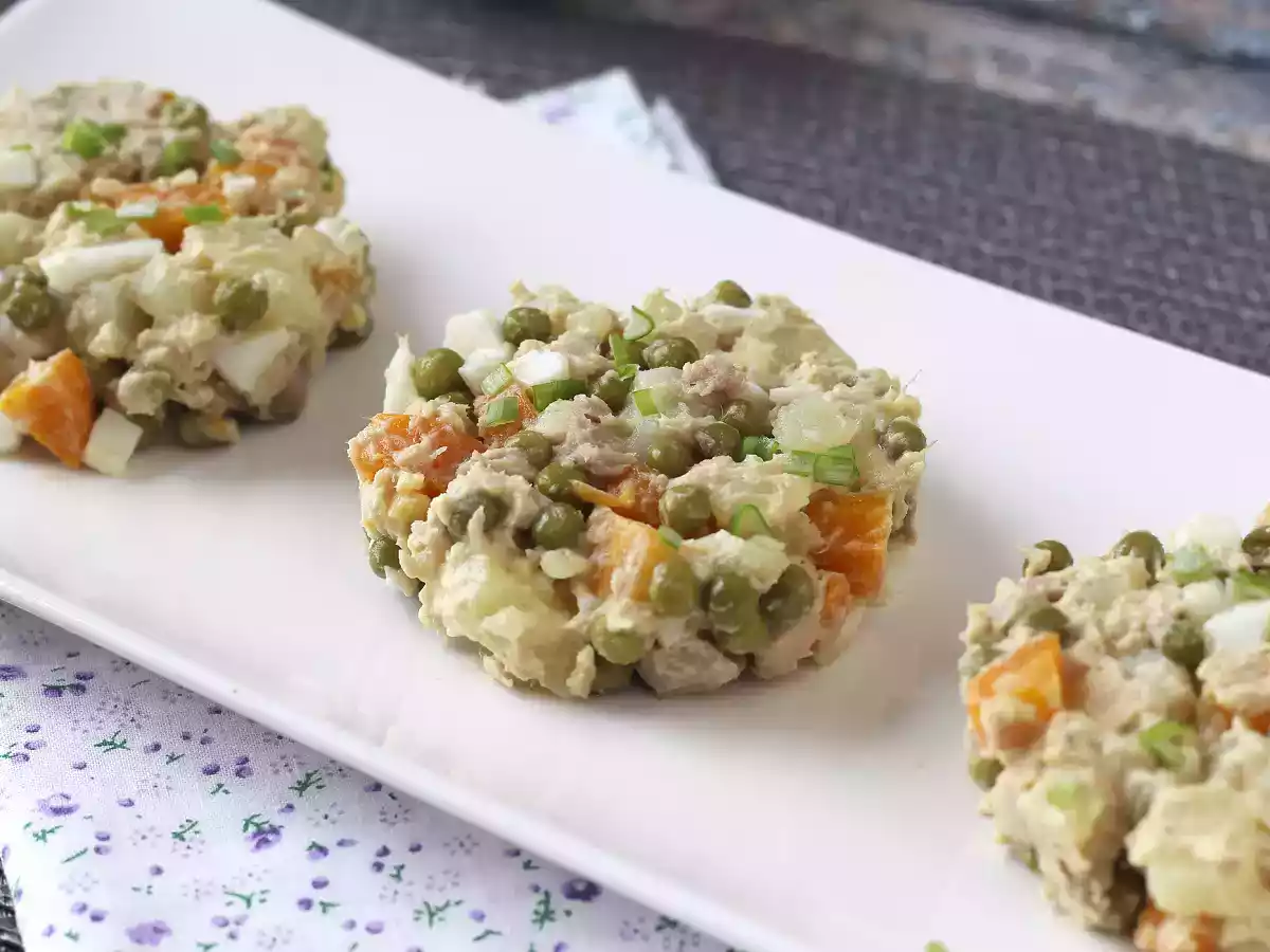 Insalata russa con tonno e maionese fatta in casa - foto 4