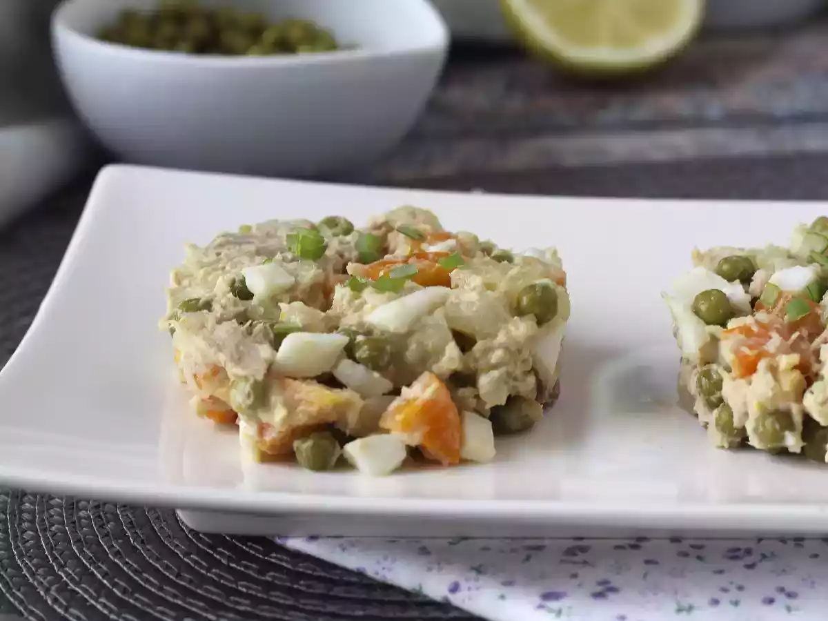 Insalata russa con tonno e maionese fatta in casa - foto 5