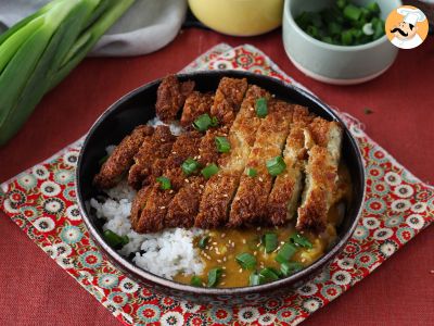 Katsu curry vegetariano: melanzane impanate con panko giapponese