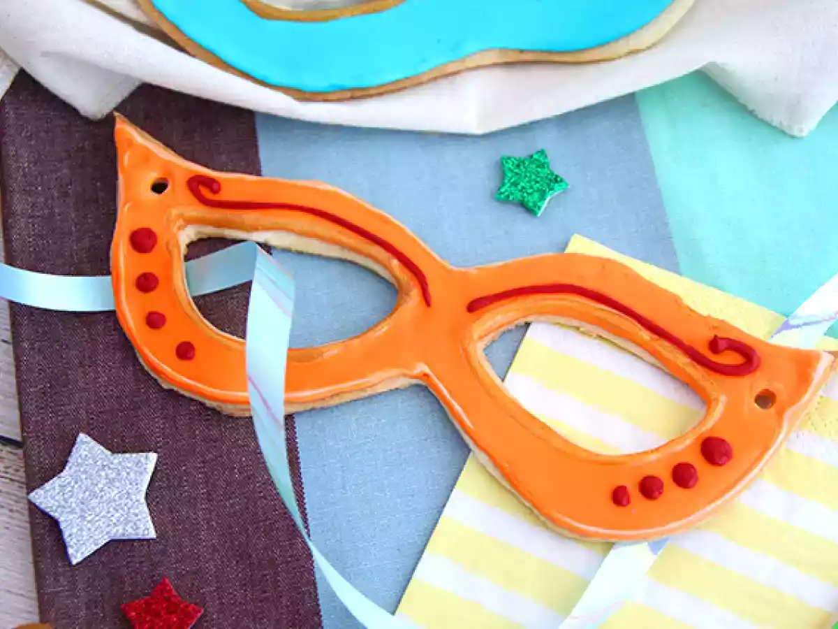 Maschere di pasta frolla - Ricetta per Carnevale - foto 4