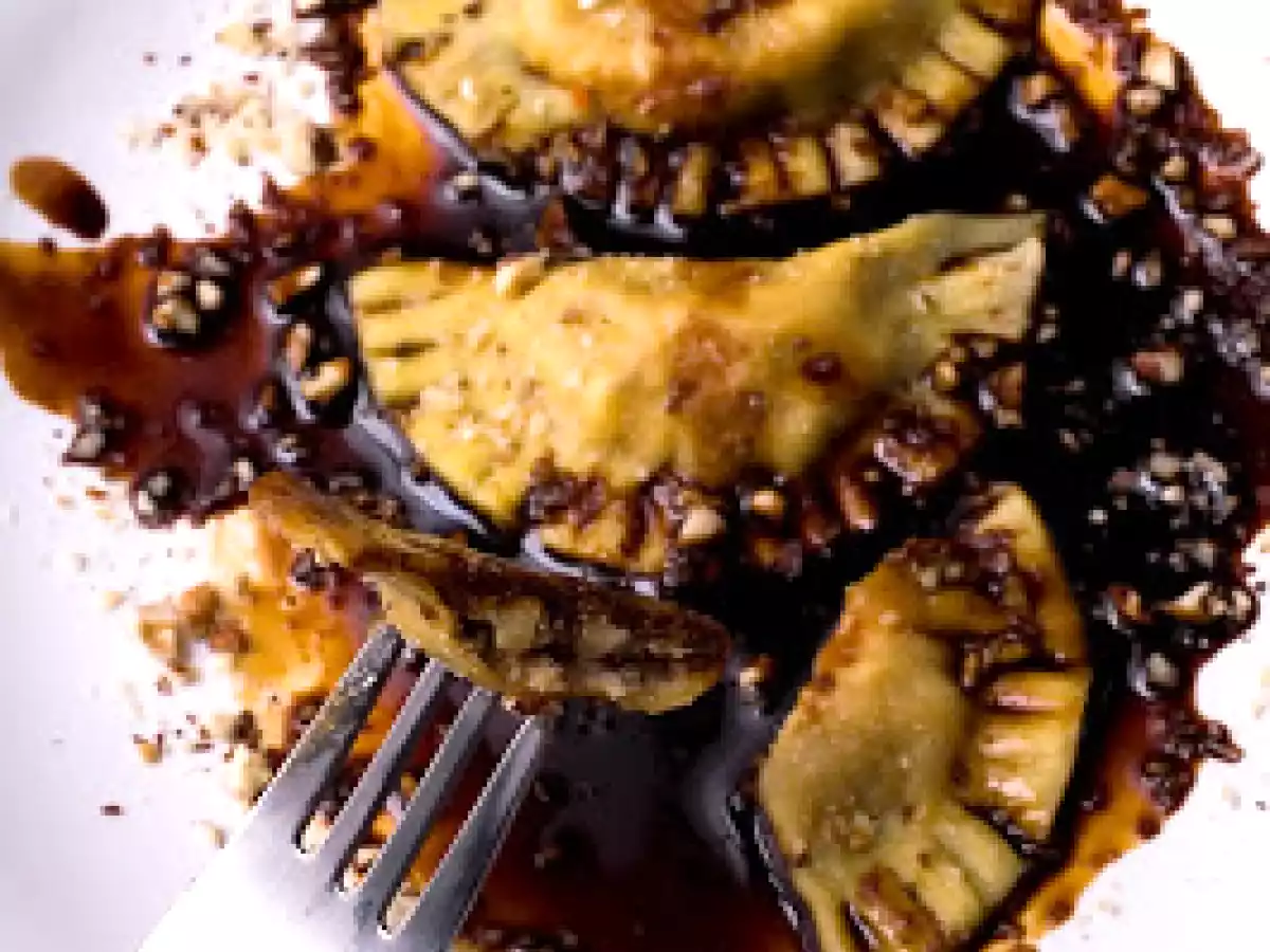 Mezzelune di ricotta e nocciole al vino cotto di fichi - foto 2