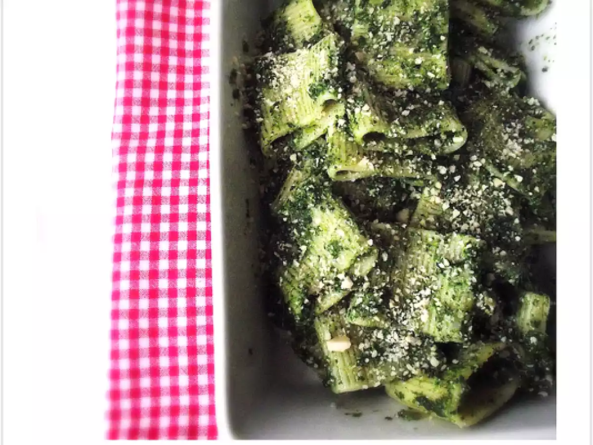 Mezzi paccheri in salsa di spinaci, ricotta e mandorle - foto 2