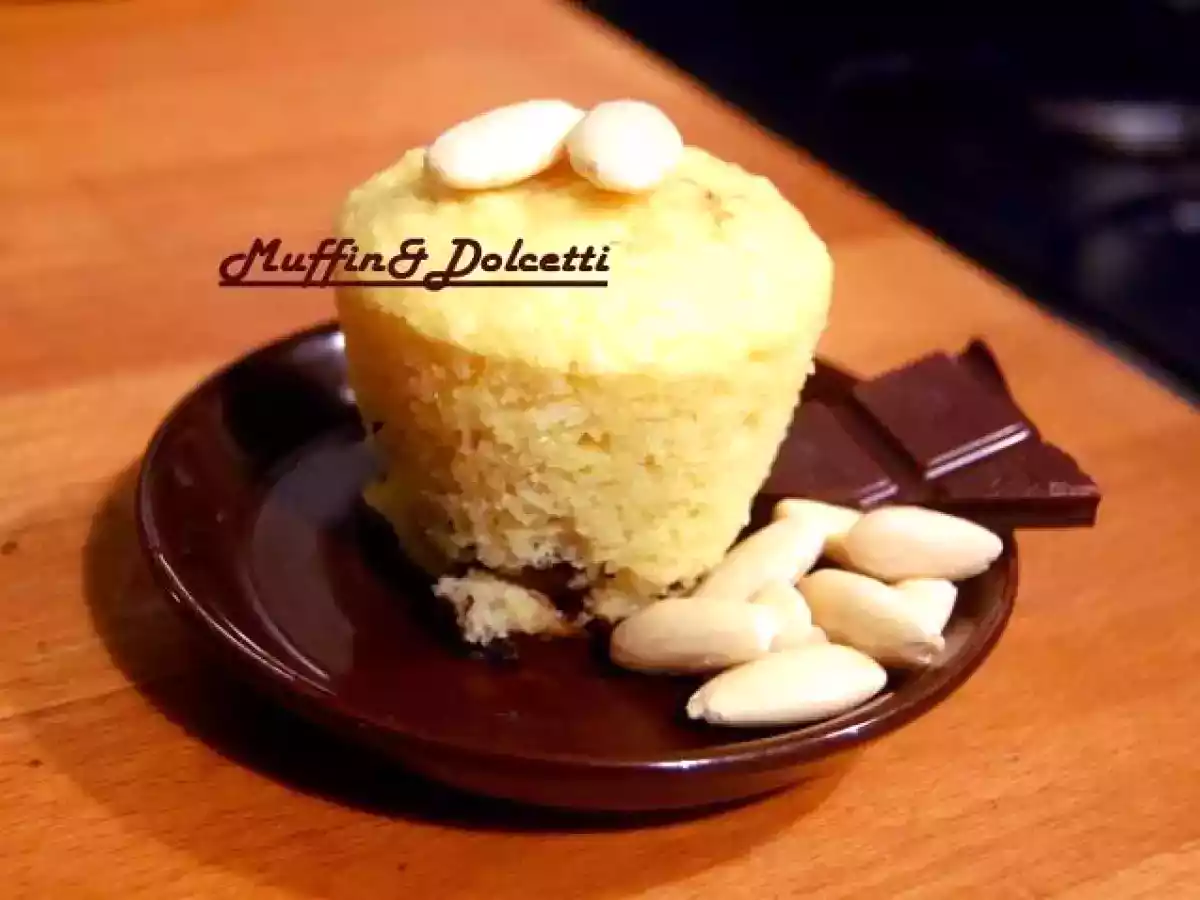 Muffin con Cocco, Mandorle e Gocce di Cioccolata! - foto 2