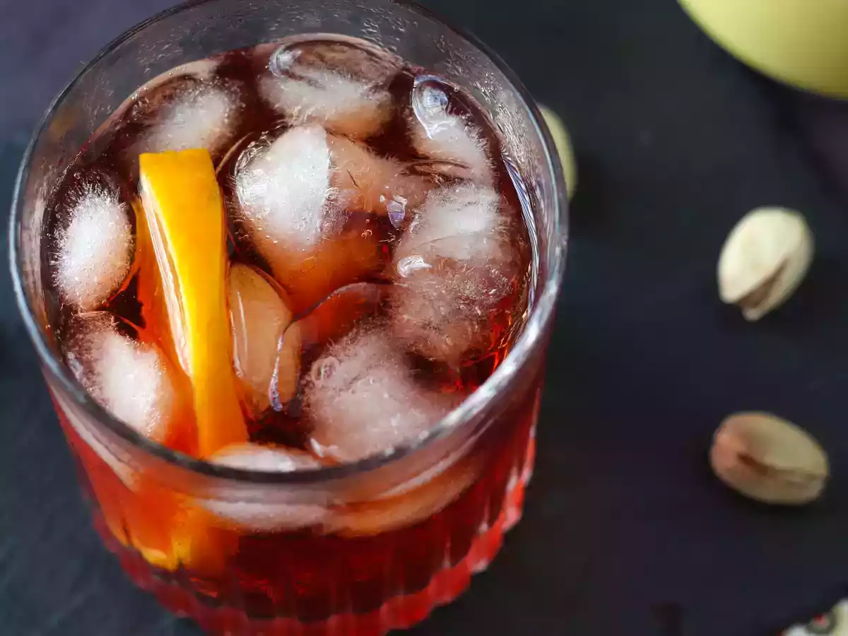 Negroni: la ricetta con le dosi giuste per prepararlo a casa - foto 6
