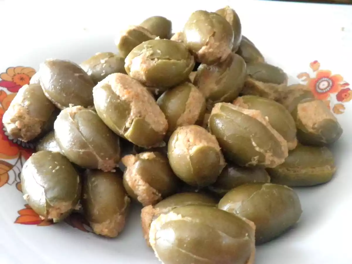 Olive di Cerignola farcite con salsiccia panate e fritte - foto 6