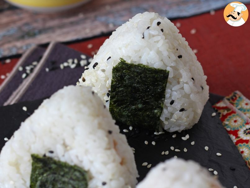 Onigiri al tonno: la ricetta giapponese おにぎり - foto 8