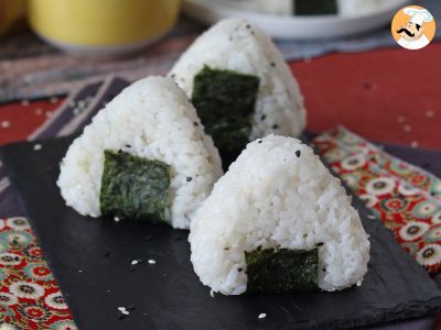 Onigiri al tonno: la ricetta giapponese おにぎり, foto 1