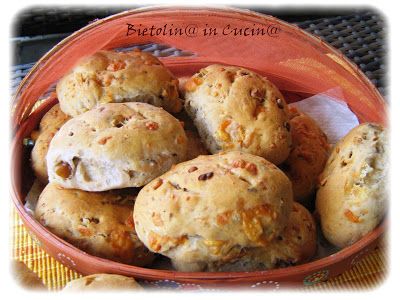 Pane Alle Noci E Pecorino Ricetta Petitchef