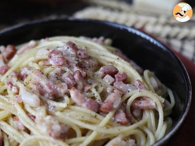 Pasta con pancetta: facile, economica e cremosa - foto 2