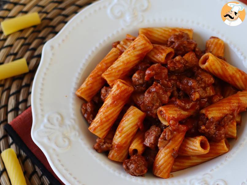 Pasta con sugo di salsiccia: un piatto semplice e dal gusto intenso