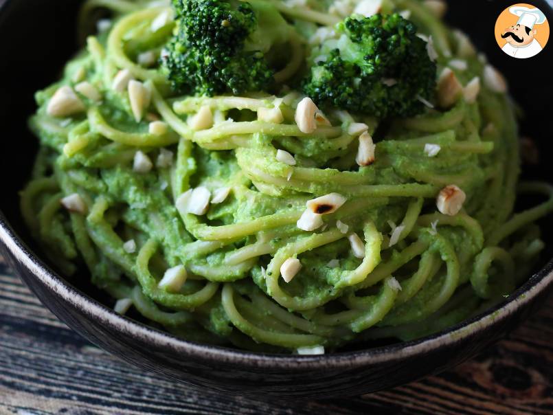 Pasta cremosa con broccoli e mandorle: un piatto facile da preparare e ricco di sapore - foto 6