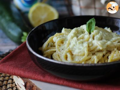 Pasta cremosa con zucchine e yogurt greco - foto 3