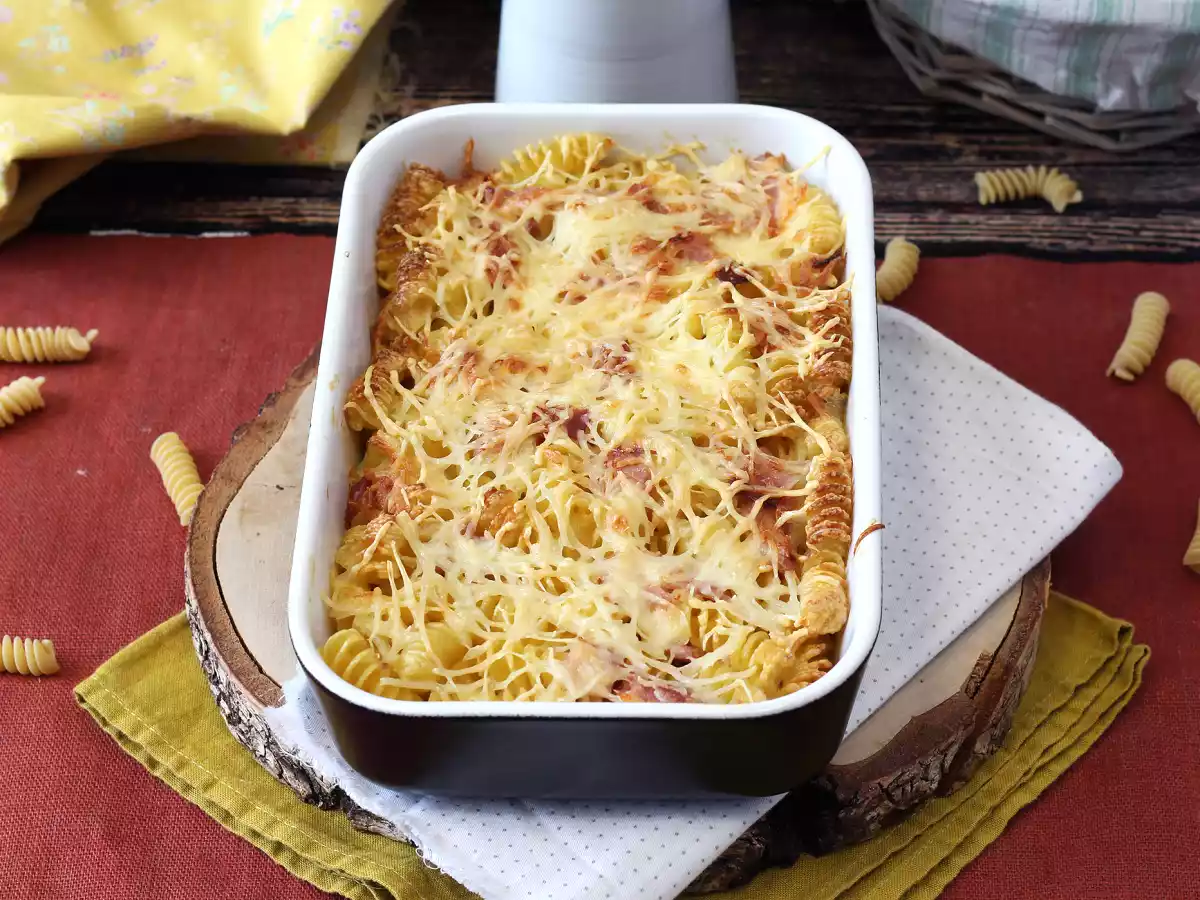 Pasta gratinata in friggitrice ad aria con prosciutto e formaggio: ricetta facile e veloce - foto 4