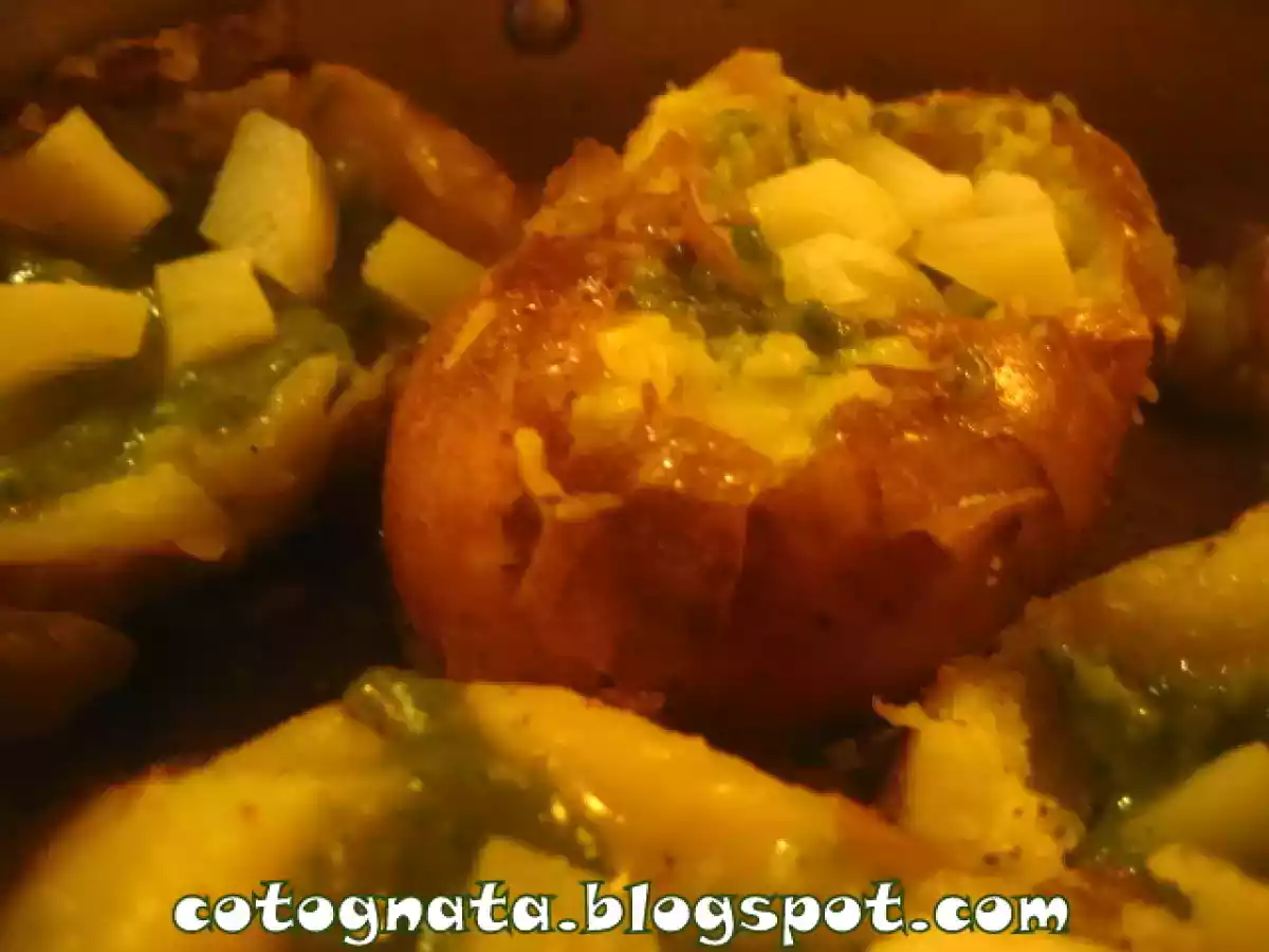 Patate al forno con pesto e caciotta dolce.....i colori del Natale... - foto 3