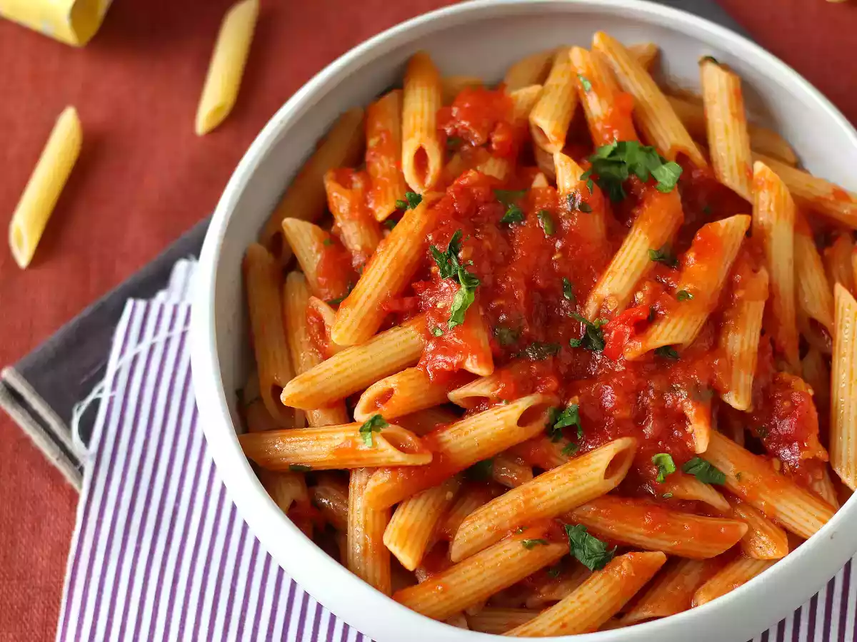 Penne all'arrabbiata: un classico italiano che scalda il cuore! - foto 3
