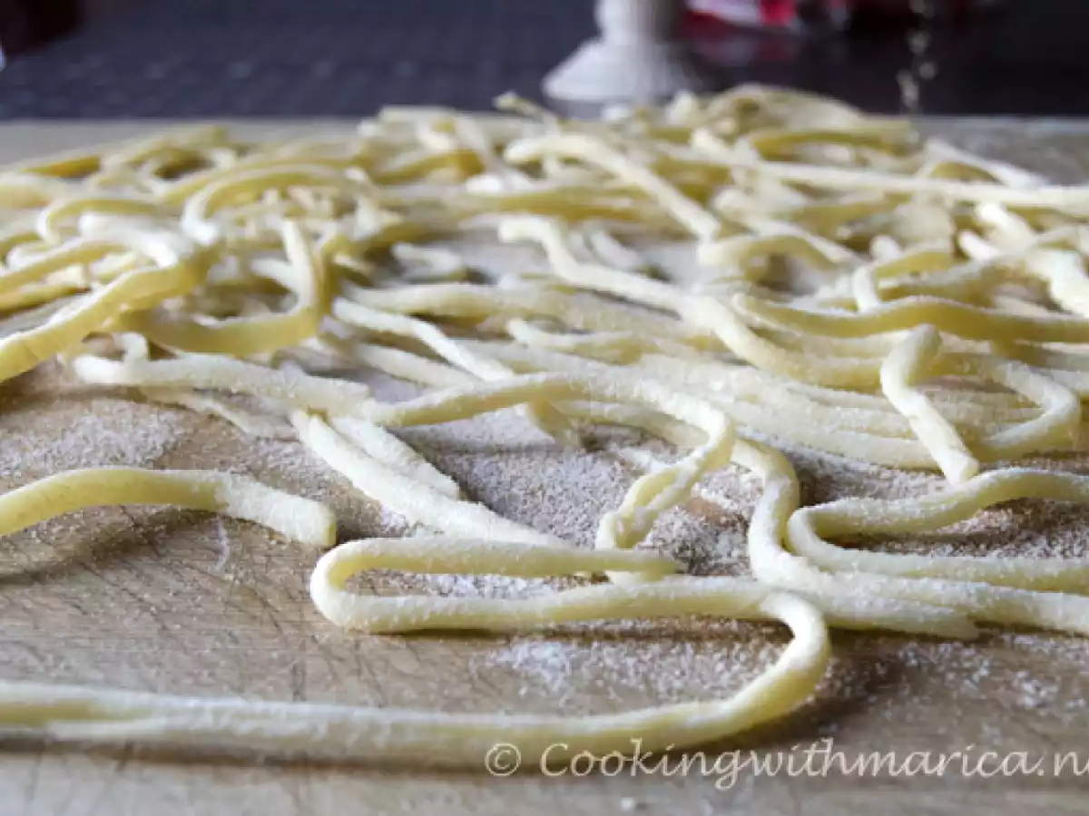 Pici con carciofi, guanciale e pecorino romano - foto 2