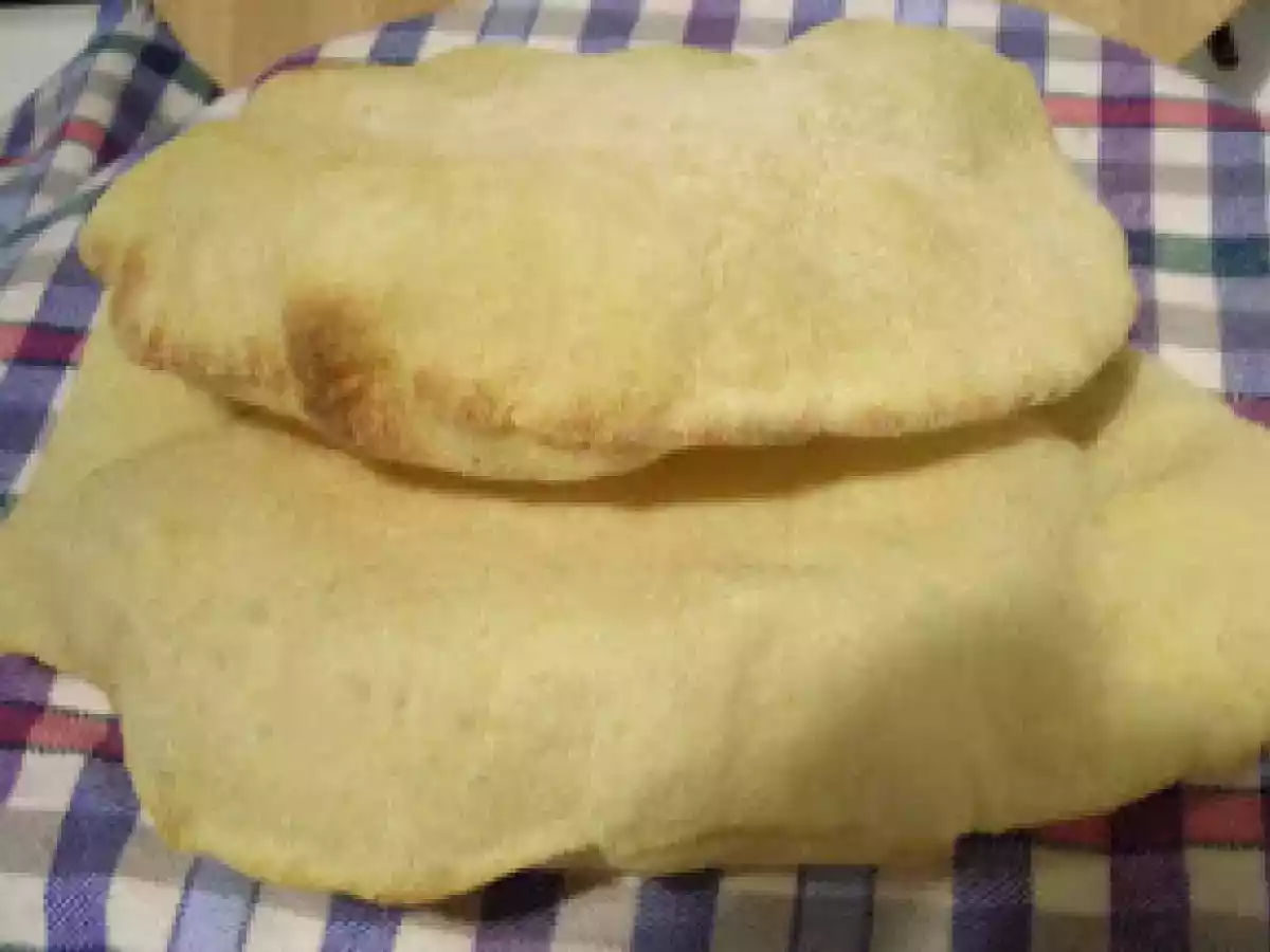 Pita greca con lievito madre