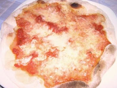 Pizza margherita nel fornetto ferrari - Ricetta Petitchef