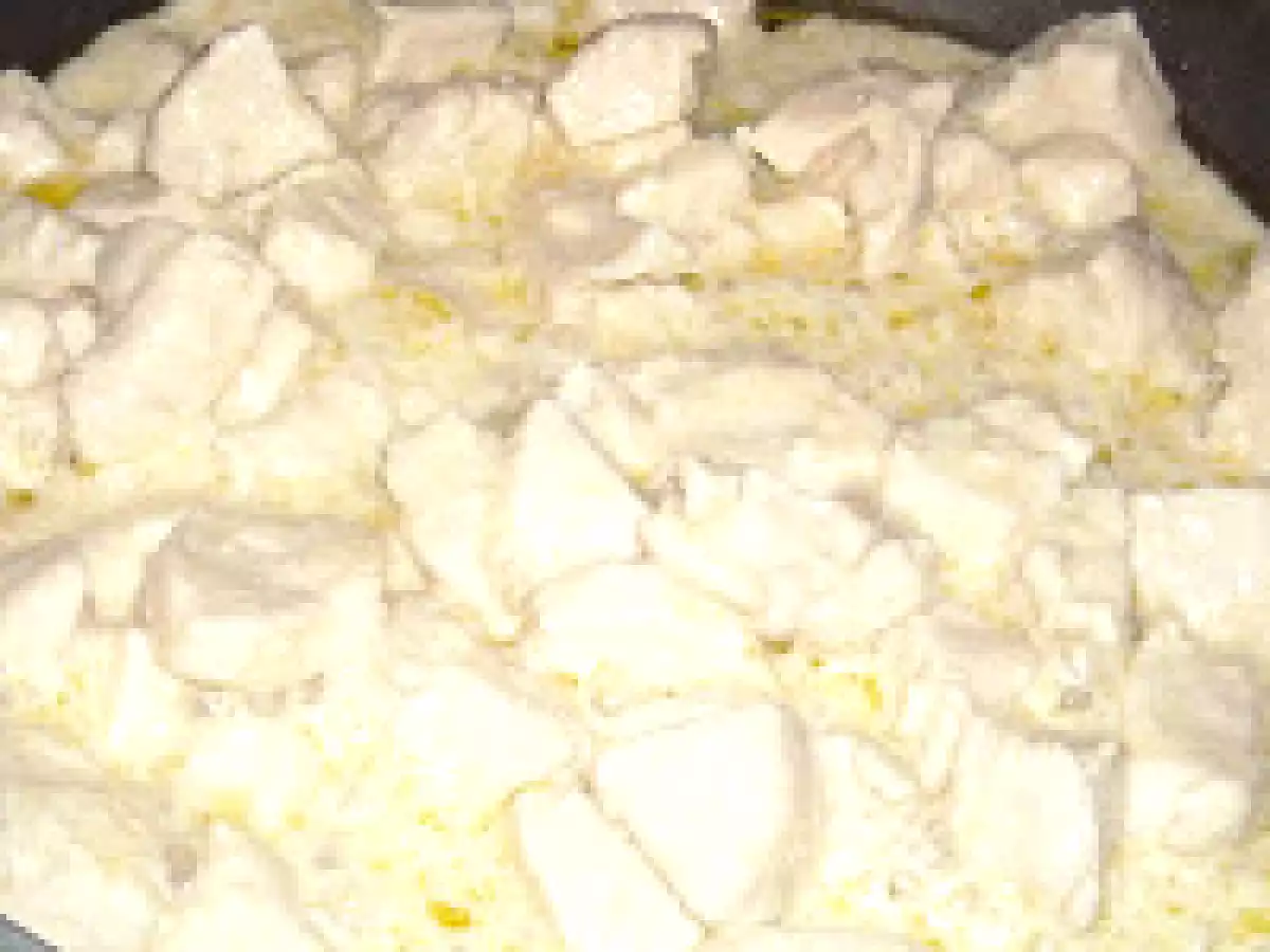 POLLO CON LATTE DI COCCO E ANACARDI - Chicken with coconut milk and cashews - foto 4