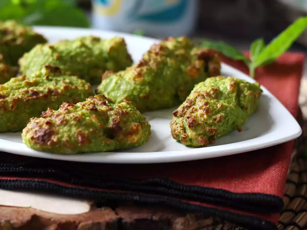 Polpette di piselli e feta in friggitrice ad aria: sfiziose e velocissime da preparare! - foto 3