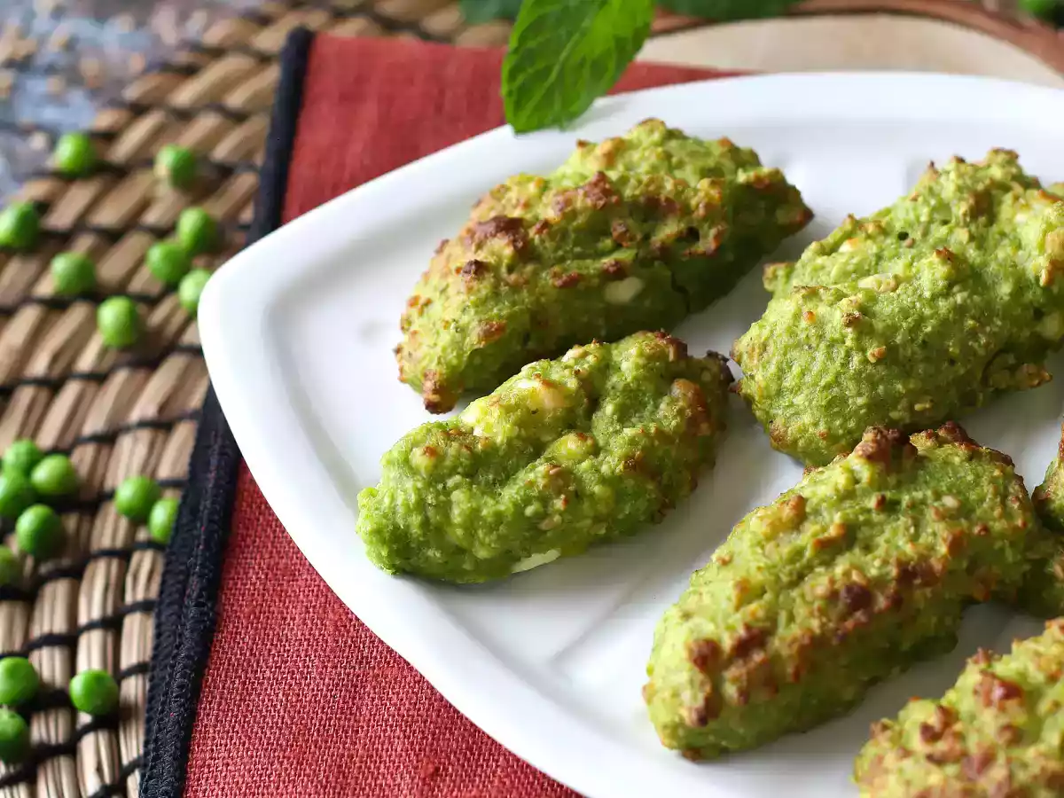 Polpette di piselli e feta in friggitrice ad aria: sfiziose e velocissime da preparare! - foto 2