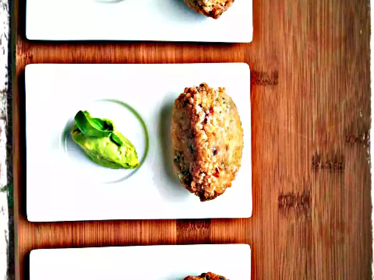 QUENELLE DI QUINOA AL PESTO CON CREMA DI AVOCADO - foto 3